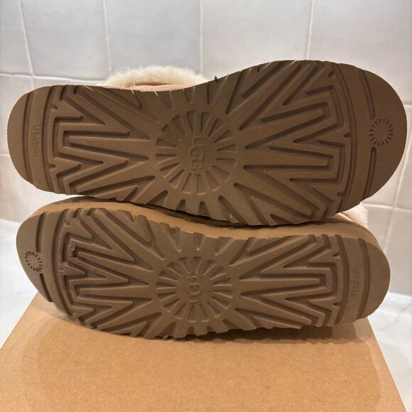 UGG Women's Classic Mini Wisp Boot - Picture 4 of 4